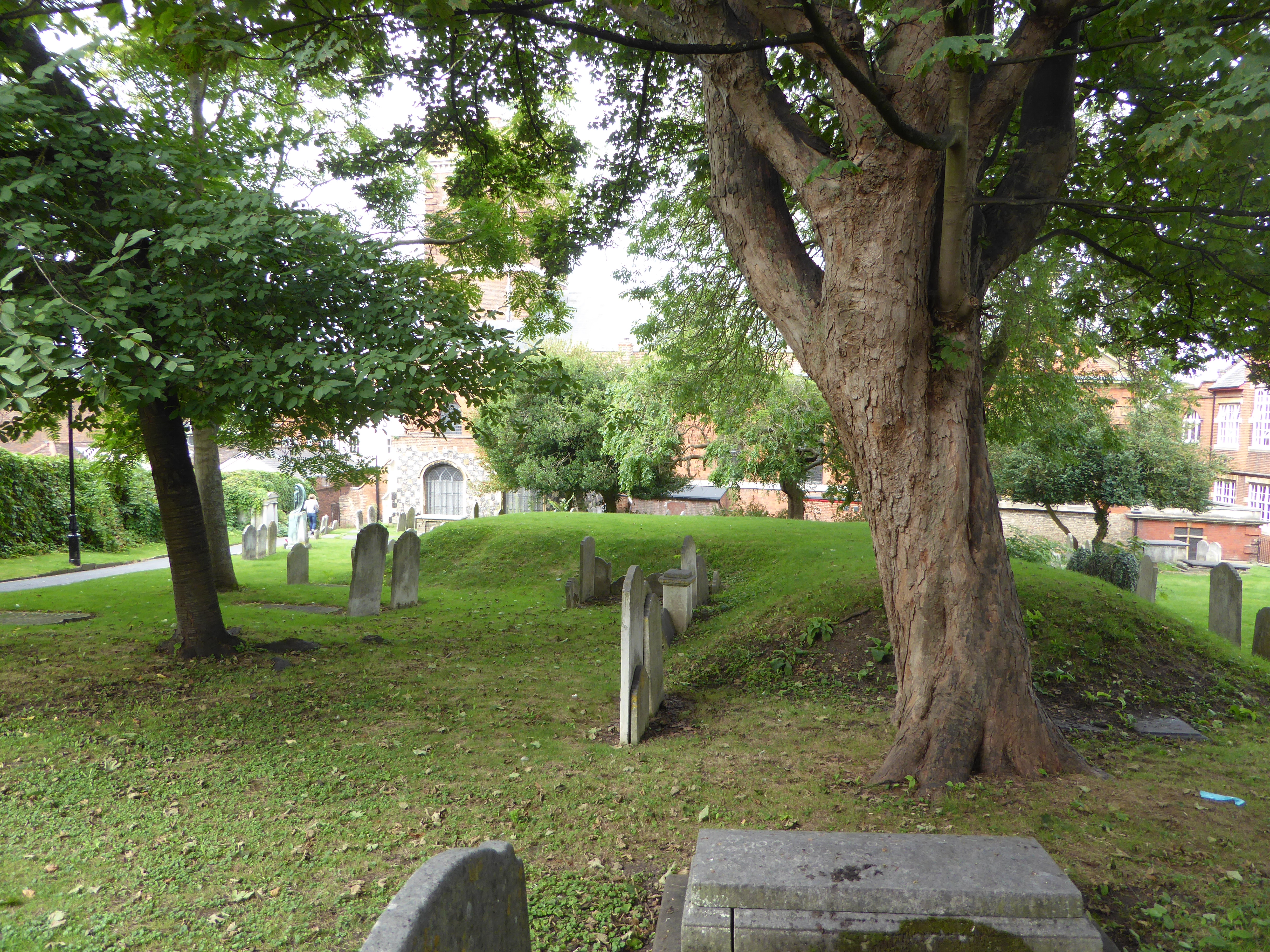 Mound in Holy Trinity churchyard from the South